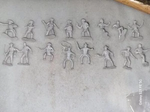 Figuras de vaqueros tramperos y mineros Marx refundidos 54 mm 16 piezas - Imagen 1 de 4
