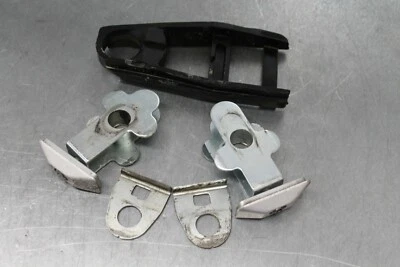 Bonito tensor de cadena y extensión de cadena OEM 2002 Suzuki GSF600 Bandit OEM usado Foto 1 de 4