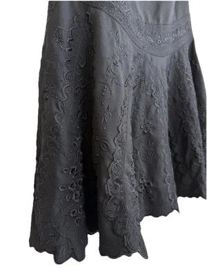 Falda de lana bordada con volantes Oscar de La Renta para mujer 4 para reparación o artesanía Foto 1 de 4