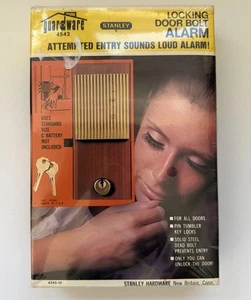 Vtg Stanley Guardware Locking Door Bolt Alarm Security Lock MCM USA Sealed New - Foto 1 di 5