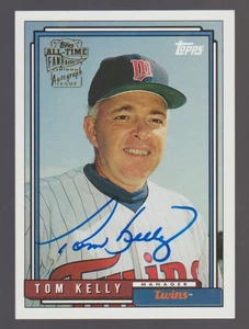 Tom Kelly Twins 2005 Topps todos los tiempos favoritos de los fanáticos autógrafo SP ON CARD - Imagen 1 de 2