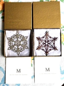 The Metropolitan Museum of Art. 2000 & 2001 Snowflake Ornaments - Picture 1 of 8