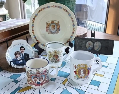 British Royalty lot: plate cups tin, King Queen, Prince Charles & Princess Diana - Image 1 of 4