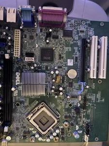 Placa madre Dell Optiplex 780, LGA 775/zócalo T, Intel (0C27VV) - Imagen 1 de 2