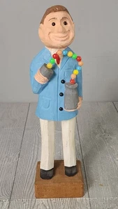 Vintage handgeschnitzte Holzstatue Apotheker Holzschnitzerei Kunst - Bild 1 von 7