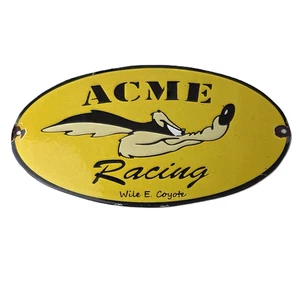 Letrero vintage de porcelana Acme Racing - Road Runner Wile E. Coyote letrero de bomba de gas - Imagen 1 de 14