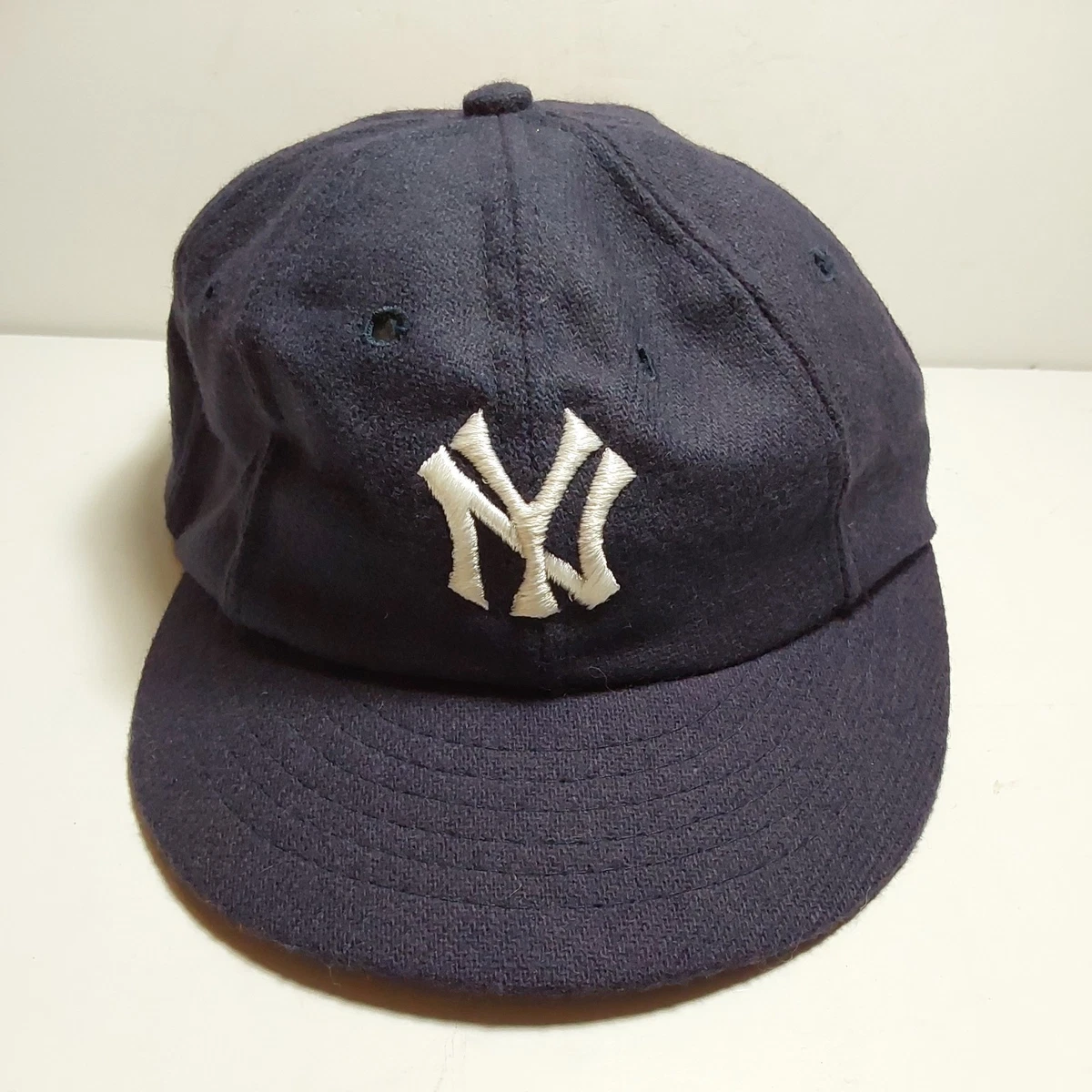 New Era New York Yankees 7 3/4 Size MLB Fan Apparel & Souvenirs