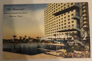 "The Shamrock" Swimming Pool Huston, Texas. Postcard (X2) - Picture 1 of 2