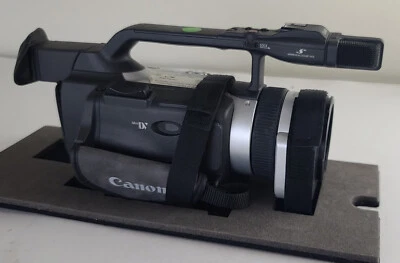 Canon DM-GL2 A  MiniDV Camcorder ~ Working Condition - Image 1 of 4