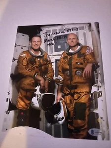 Foto firmada por Jack Lousma astronauta Apolo 8x10 Beckett BAS - Imagen 1 de 1