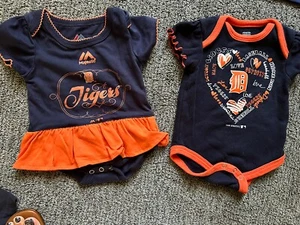 Majestic Detroit Tigers MLB Infant Baby Jersey Snap Romper Size 0-3 Months - Picture 1 of 5