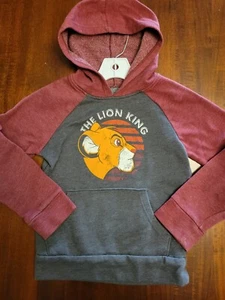 Boys Lion King Sweatshirt Size 6 - Picture 1 of 3