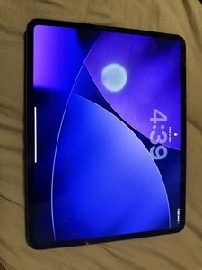 Apple iPad Pro 2024 13-inch Wi-Fi+Cellular. 256GB - M4 - CRACKED SCREEN - Picture 1 of 15
