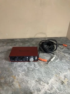 Focusrite Scarlett 2i2 1st Gen 2-Channel USB Audio Interface - Picture 1 of 5