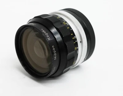 Lente Nikon Nikkor-O automática 35 mm f/2 sin IA Foto 1 de 4