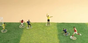 1:64 Figura Pintada Modelo Miniatura Resina Diorama Fútbol Jugadores Set 6p - Imagen 1 de 5
