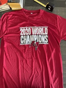 New World Champions Tampa Bay Buccaneers 2020 Adult XL T Shirt SGA 12/19 JH6 - Picture 1 of 3