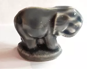 Vtg Wade Ceramic Red Rose Tea Promo Gray Wild Elephant Figure New NOS - Picture 1 of 2