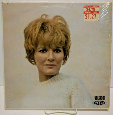 Petula Clark Self Titled, Disques Vogue ‎VRL 3001 1964 Mono UK Import LP VG+/NM - Image 1 of 4