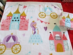 NWOT, SET OF 2 Kaleidoscope Kids Towels: 1 Bath, 1 Hand, Princess Castle Design - Picture 1 of 6