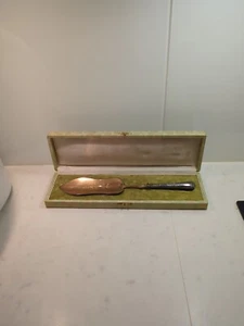 Pelle A Gâteaux Laiton Métal Argenté Motif Feuilles Roseaux XX ème Art Déco Rare - Picture 1 of 16