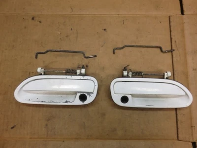 89-94 NISSAN 240SX S13 EXTERIOR DOOR HANDLE SET, lock rods - Image 1 of 4
