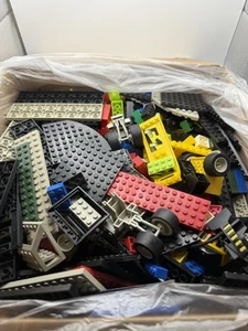 Over 6 Pounds Used Mega Bloks Blocks Pieces Parts - Picture 1 of 2