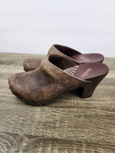 Dansko Rae Women's 38 Mules Clog Shoes 7.5-8 Brown Worn Leather W/ Brass Studs - Picture 1 of 7