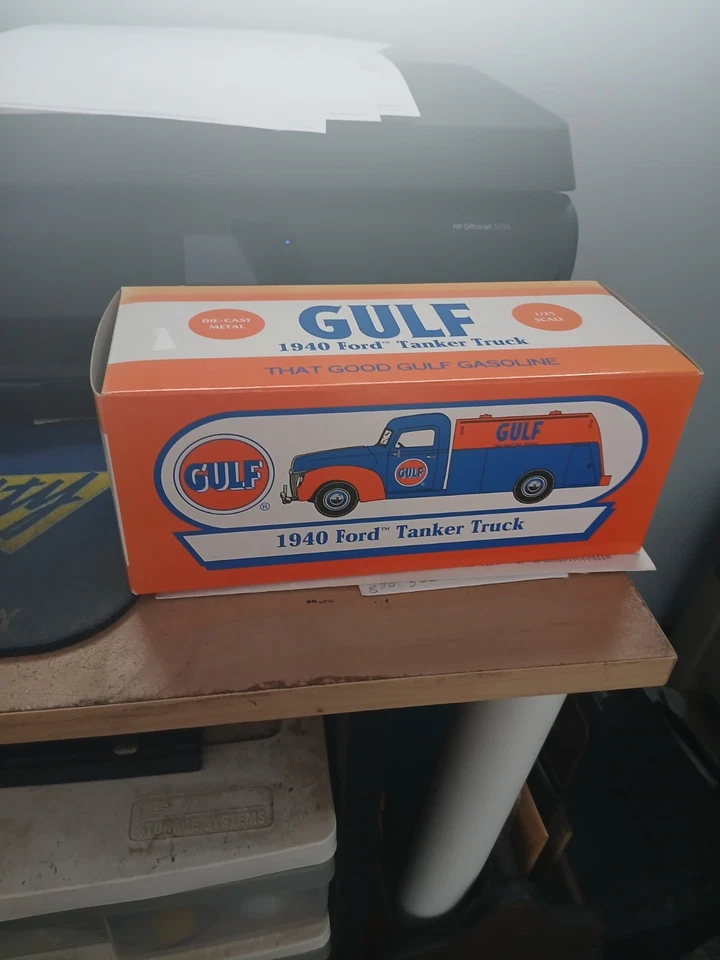 Camión cisterna Ford Gulf 1940 Ertl - fundido a presión - nuevo - nunca abierto Foto 1 de 1