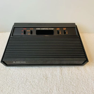 Atari 2600 4-Switch Vader Console Shell Housing Case + Screws Black Top & Bottom Foto 1 de 4