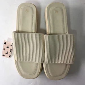 NWT Slyde Pillow Slide Women's Size 10 White Cushion Cream Sandals Slippers Spa - Picture 1 of 14