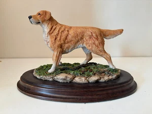 Country Artists Golden Retriever Figure Stratford Artists Mounted on base L8 - Picture 1 of 4