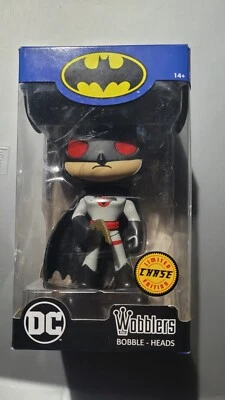 Funko DC Batman Wobbler Bobble Head Figura Persecución Edición Limitada Coleccionable Foto 1 de 4