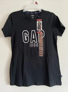 GAP Ladies Graphic Logo Crew Neck Short Sleeve Tee Size XS - Picture 1 of 2
