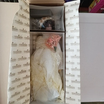 ASHTON DRAKE ЕЕ БАБУШКИ ПЛАТЬЕ ПРОЧНЫЙ ТРАДИЦИИ КОЛЛЕКЦИИ - Изображение 1 из 4