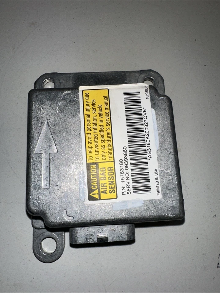 Módulo bolsa Chevy ECM 2000-2002 p/n:15763180. Usado Necesitas reprogramar Foto 1 de 4