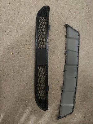 Parrilla de parachoques delantero Hyundai Santa Fe 86531S2010 y placa de deslizamiento 86577S2000 Foto 1 de 4