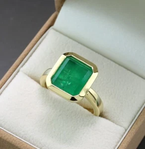 Smaragd-Solitär Ring 4,56 carat 750 Gelbgold Goldschmiede Anfertigung Kostbar - Picture 1 of 6