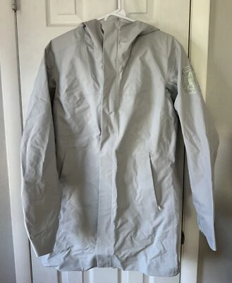 Arc’teryx Codetta GORE-Tex Shell Parka Jacket Women L Aqua Grey Waterproof - Image 1 of 4