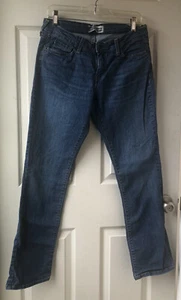 Signature By Levi Strauss & Co Women's Straight Stretch Jeans Size 31X30 - Picture 1 of 12