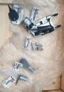New Genuine Volvo Truck Replacement Lock Set 21314874 Steering lock 2 Keys - Picture 1 of 1