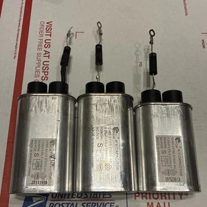 1x Mikrowelle H.V. Hochspannungskondensator CH85-21105 2100VAC 1,05uF - Bild 1 von 2