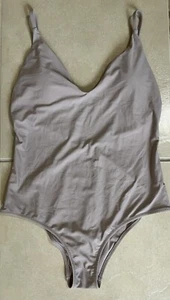 Aerie Women's Medium Cream Soft Comfy Smoothez Plunge Bodysuit - Picture 1 of 11