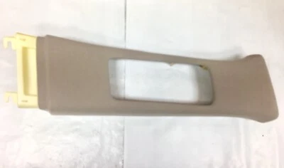 TALLA DE PILAR CENTRAL para LEXUS GS300 GS430 6241130390B0 GENUINO TOYOTA OEM Foto 1 de 4