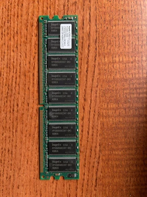 Hynix  256MB Memory RAM PC3200u-30330 400MHz CL3 - Image 1 of 2
