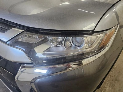 Driver Headlight Plug-in Hybrid Phev Halogen Fits 17-23 OUTLANDER 3095434 - Image 1 of 4