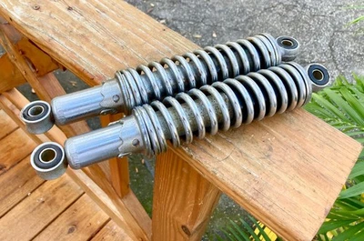 Amortecedores traseiros de fábrica Honda CB125S FABRICANTE DE EQUIPAMENTO ORIGINAL ~ 8500 milhas - Imagem 1 de 4