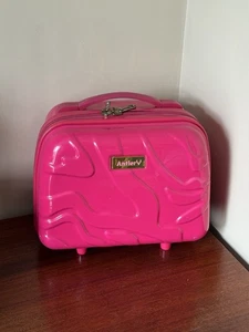 Antler Vanity Case – Small Hard Shell Cabin Luggage Overnight Cosmetics Hot Pink - Picture 1 of 14
