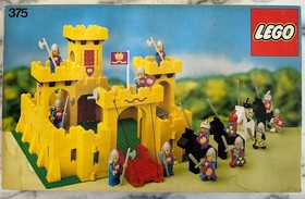 VINTAGE LEGO YELLOW CASTLE 375 PARTS UNOPENED MIB RETIRED SET BOXED 1978 TVE