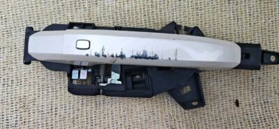 2015-20 CHEVROLET SUBURBAN TAHOE ЭСКАЛАДА YUKON R-правая наружная дверная ручка OEM - Изображение 1 из 4